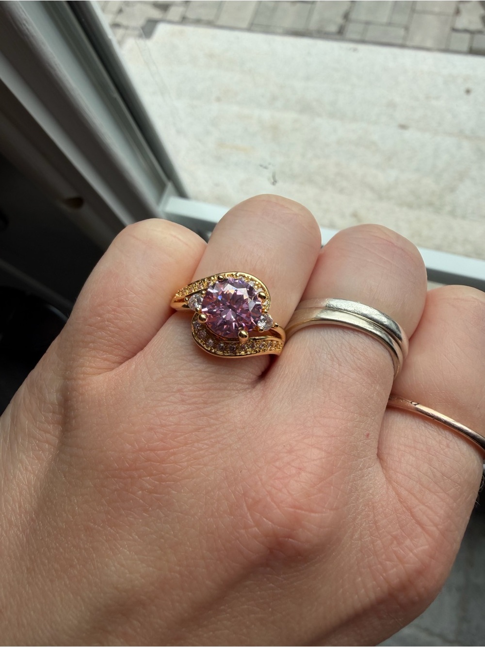 Gold-Plated Ring with genuine pink sapphire